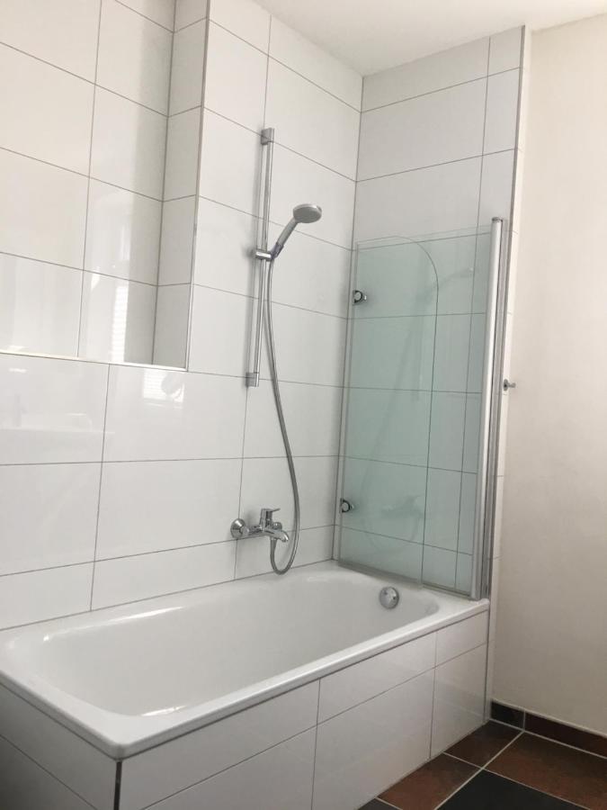 Komplettes Ferienhaus Fuer Bis Zu 4 Personen Dornheim Экстерьер фото